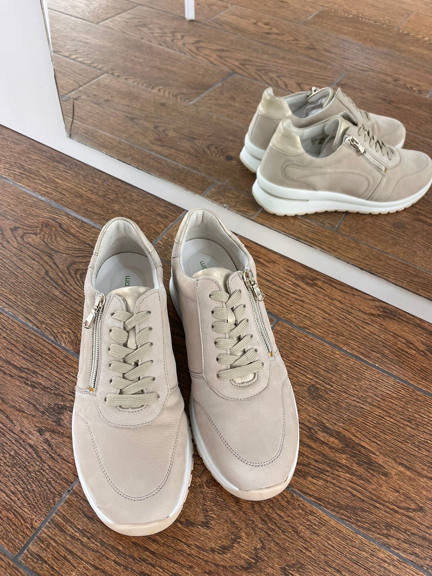 Waldlaufer 928002 201 095 H Inessa H Fit Beige Nubuck & Light Gold Trainers with Zip