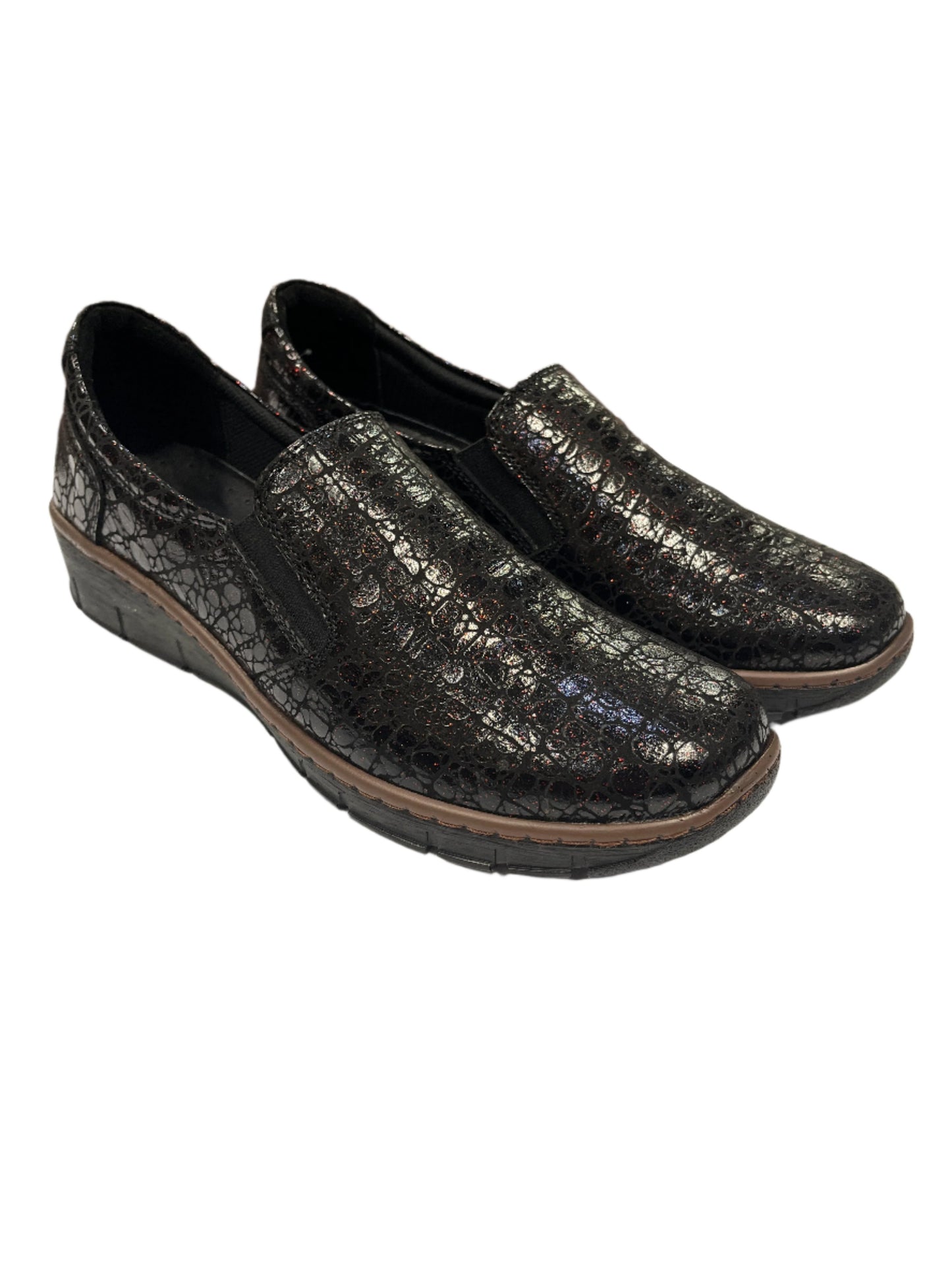 The Shoe Parlour by Phelan's Shoes 314-22 Bordo Wine Croc Shimmer Slip On Shoes