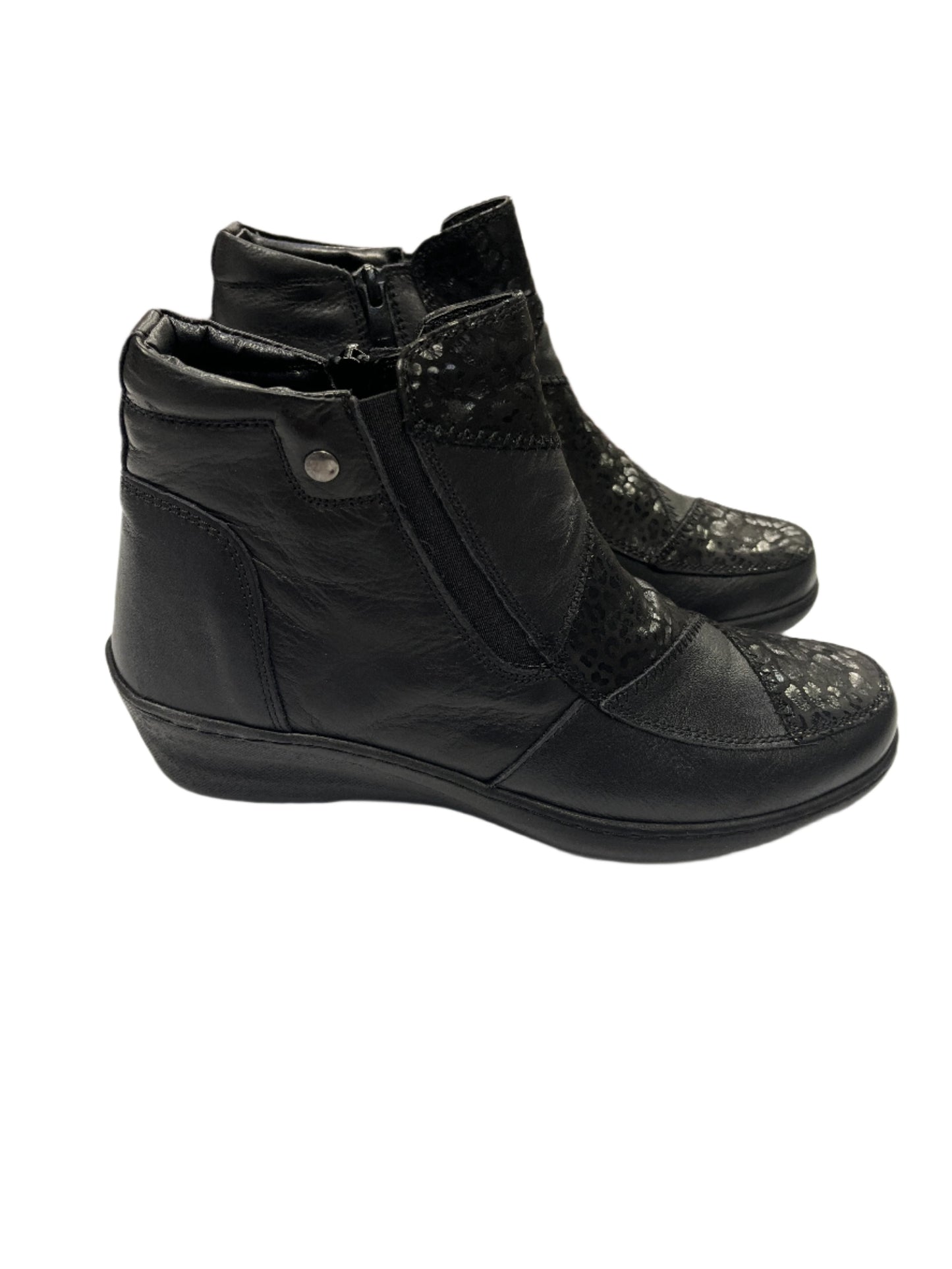 The Shoe Parlour by Phelan's Shoes 330-18 Black Leather/Patent Mix Elastic Side Ankle Boots