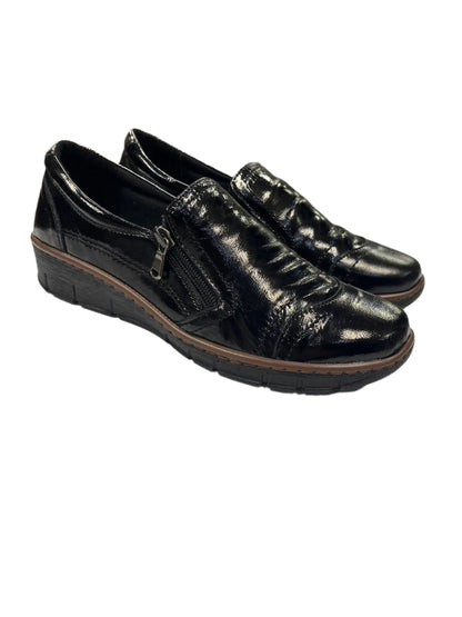The Shoe Parlour by Phelan's Shoes 144-22 Black Patent Side Zip Shoes