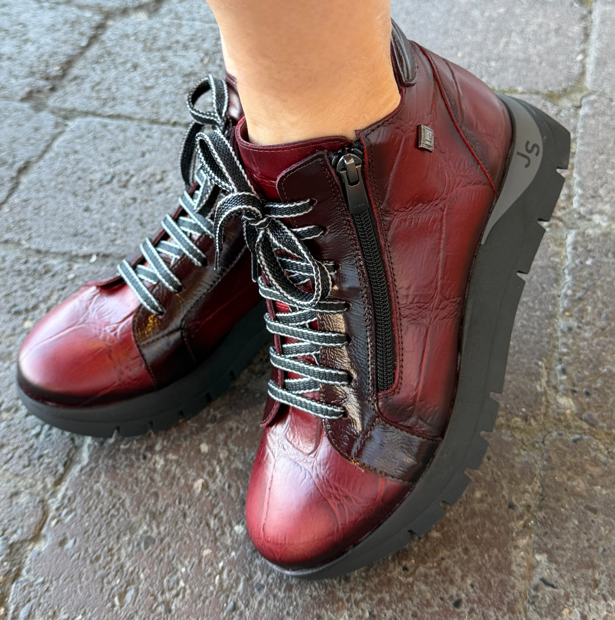 Jose Saenz 2277 Red Croc Lace & Zip Boots
