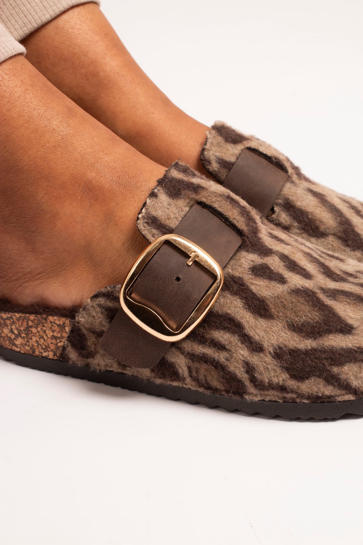 Lunar KLC001 OC Oakley Ocelot Mule Slippers