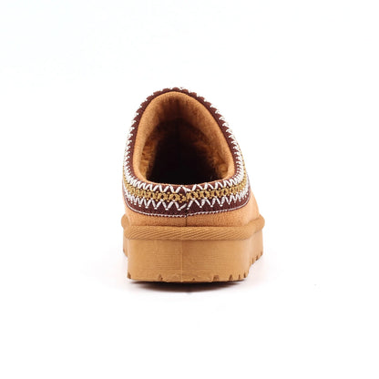 Lunar KLZ003 TN Nepal Tan Slippers