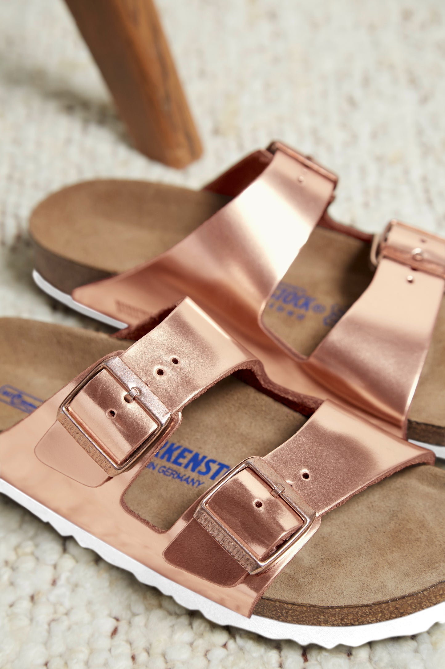 Birkenstock 0952093 Arizona Metallic Copper Soft Footbed Sandals