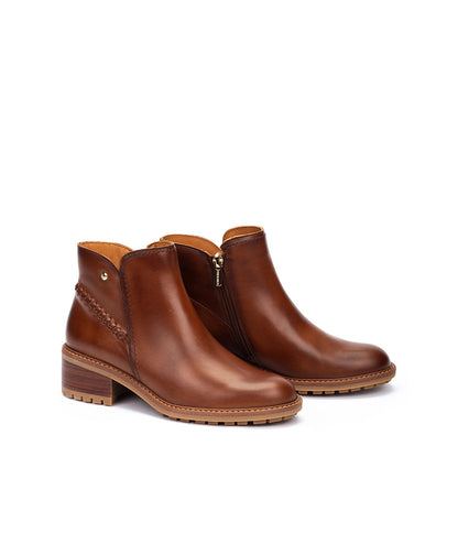 Pikolinos Medina W0D-8871 202 Cuero Tan Ankle Boots