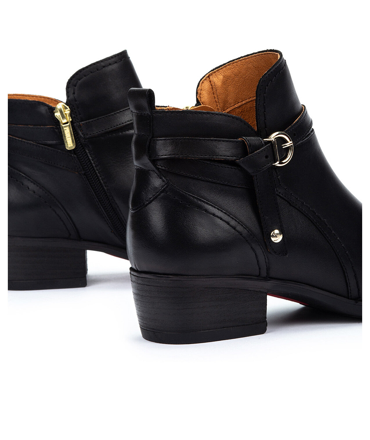 Pikolinos Daroca W1U-8901C1 000 Black Ankle Boots