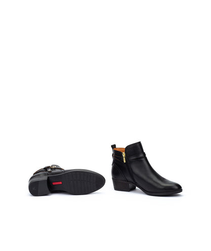 Pikolinos Daroca W1U-8901C1 000 Black Ankle Boots