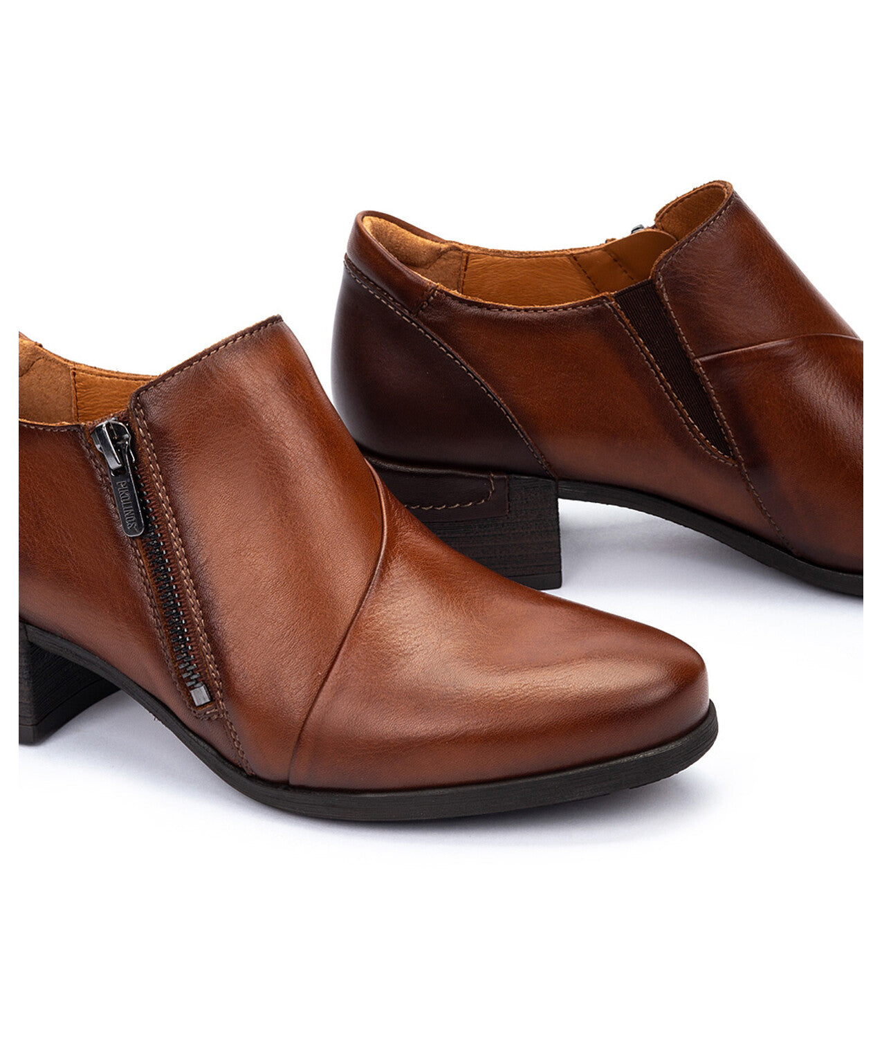Pikolinos Malaga W6W-5902C1 Cuero Tan Zip Shoe