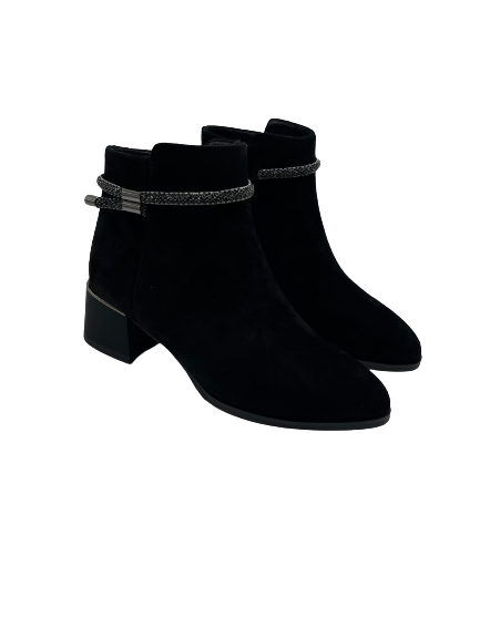 Loretta Vitale YX357 Black Suede Ankle Boots