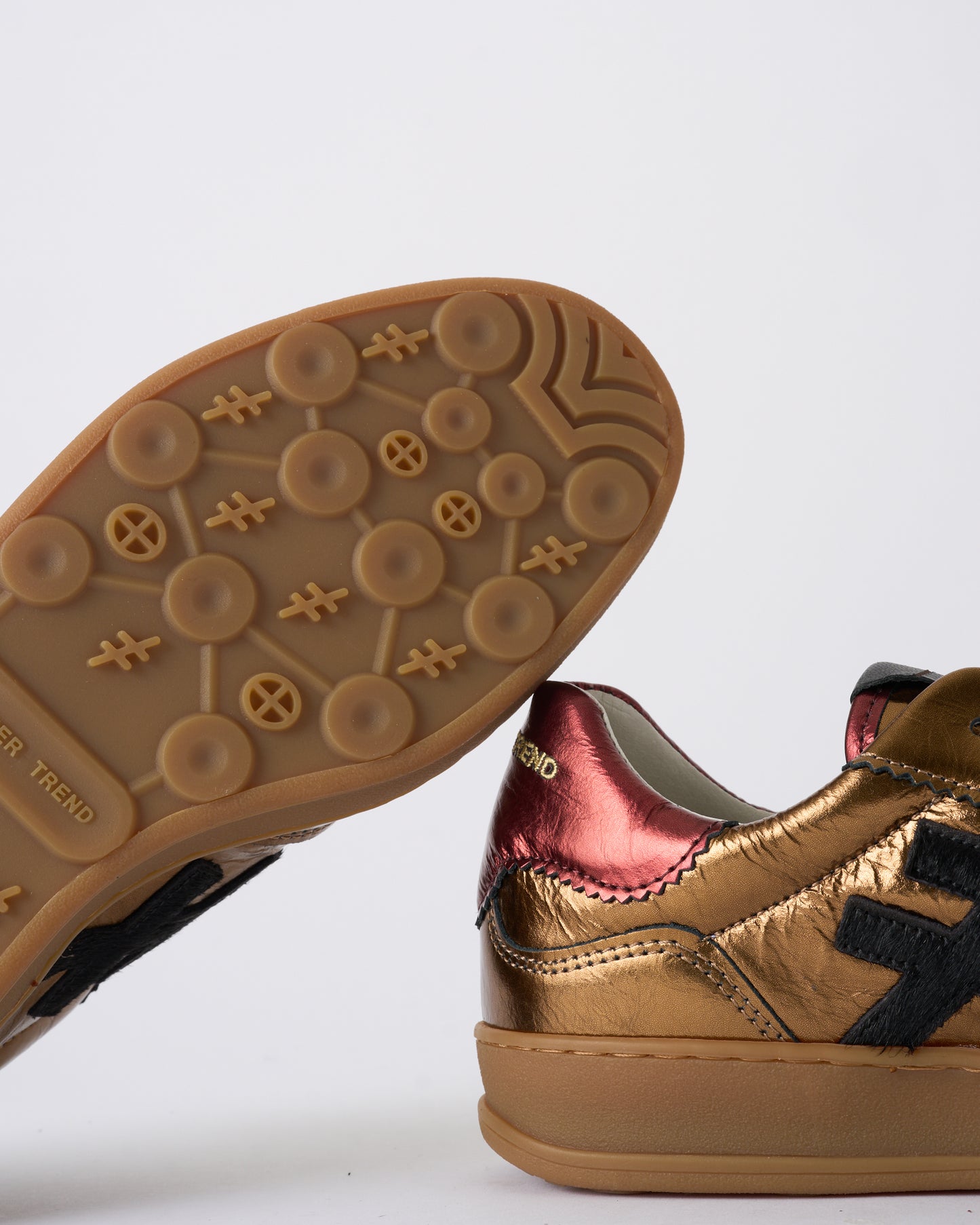 Another Trend A03258D1 Las Vegas Dark Gold Trainers