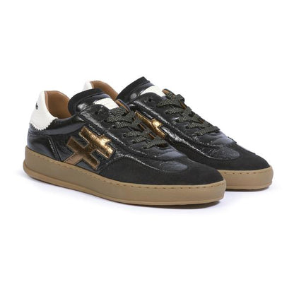 Another Trend A0329205 Sax Lux+Ante Black Gold & White Trainers