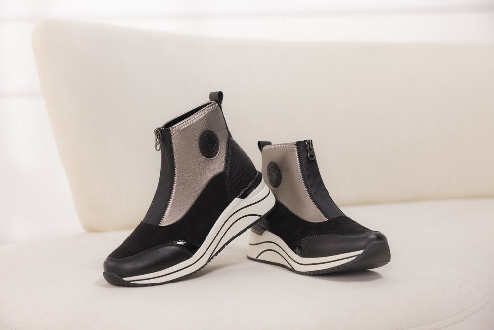 Remonte D0T78-03 Black & Silver H Fit Front Zip Boots