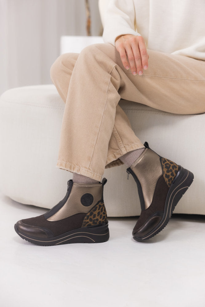 Remonte D0T78-90 Black & Bronze H Fit Front Zip Boots