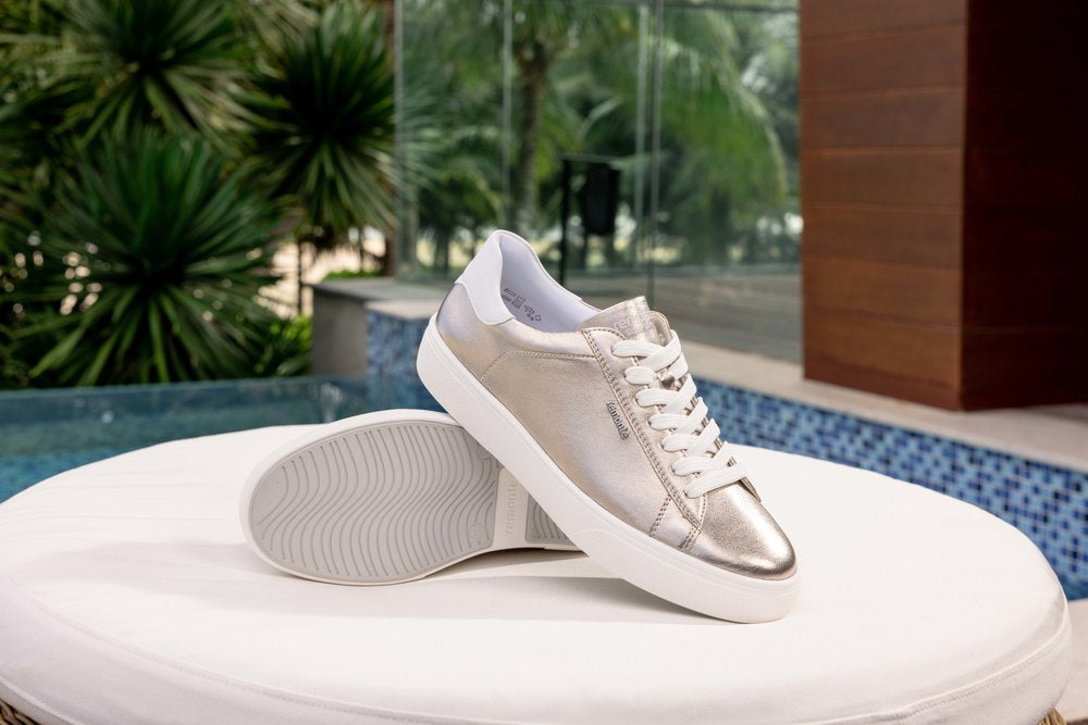 Remonte D2J00-90 Light Brass & White Lace Trainers