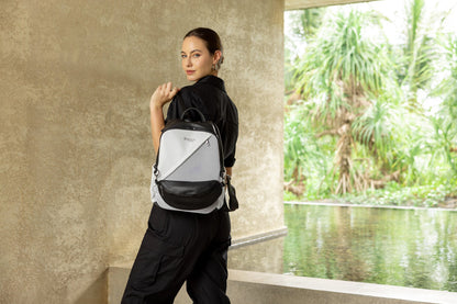 Remonte Q0533-01 Black, White & Grey Backpack
