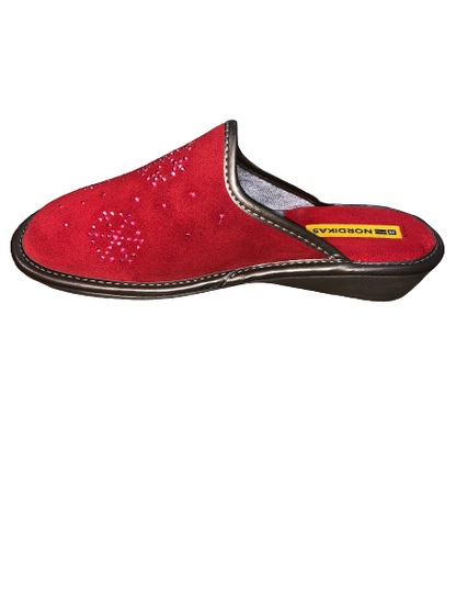 Nordikas 1747-O/8 Cherry Red Plush Slippers