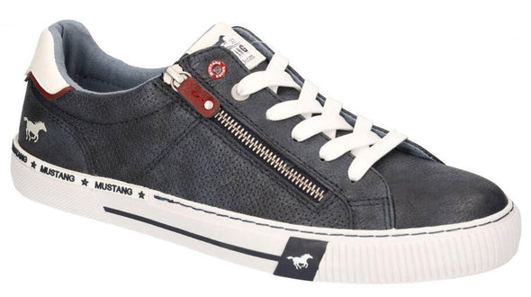 Mustang 4146-307-820 Navy Trainers with Zip