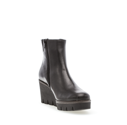 Gabor 74.780.27 Black Wedge Ankle Boots