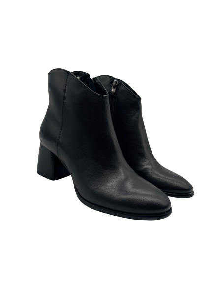Bioeco by ARKA 7700 0308 Black Leather Ankle Boots