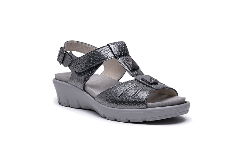 G Comfort 798-11 Dark Grey Tin Patent Sandals