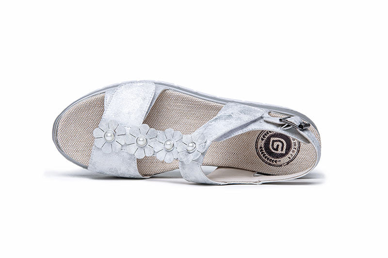 G Comfort 929-17 White Silver Flowers Sandals