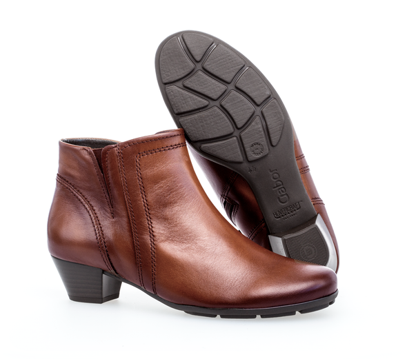 Gabor 95.608.24 Brown Ankle Boots