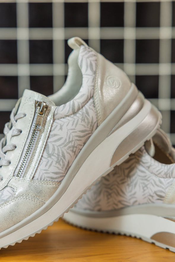 Remonte D2401-91 Ice Silver Sneakers with Zip